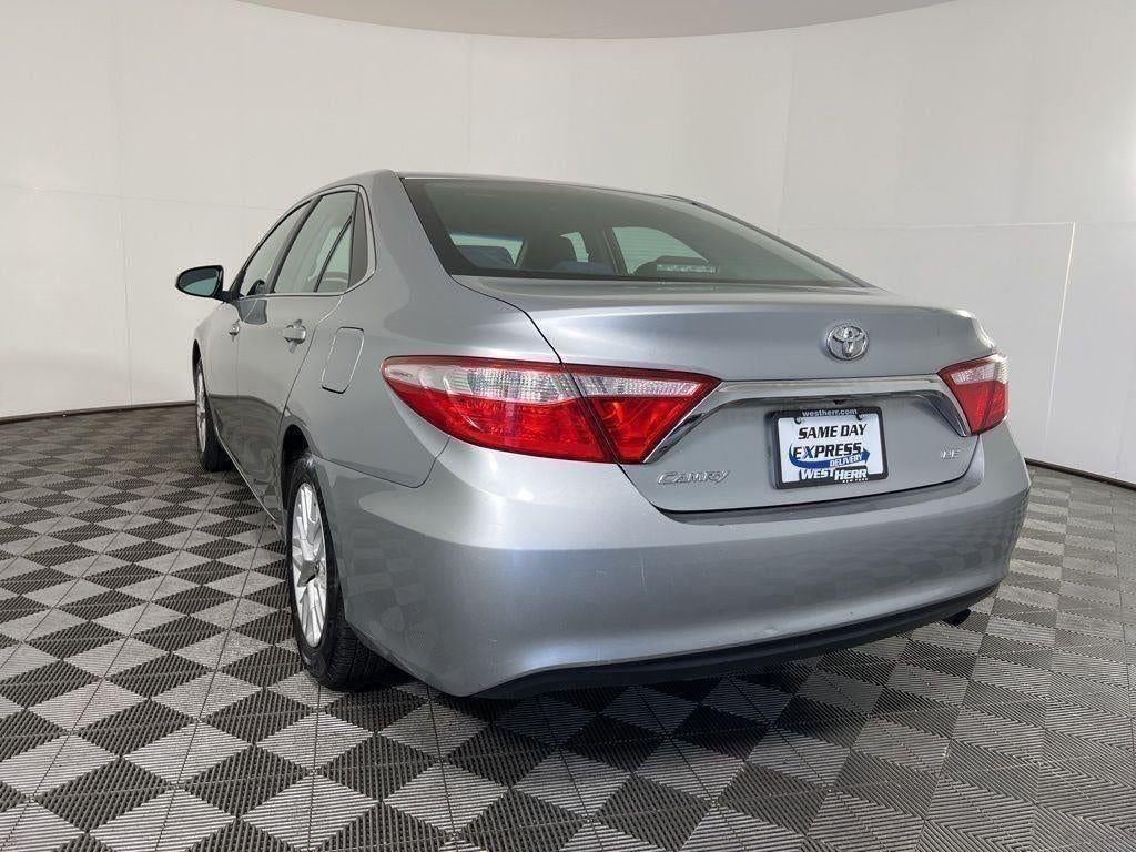 2016 Toyota Camry LE