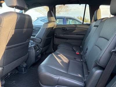 2023 Honda Passport Elite