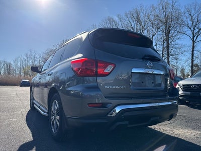 2019 Nissan Pathfinder SV
