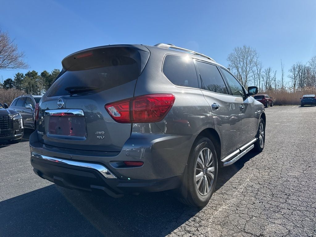 2019 Nissan Pathfinder SV