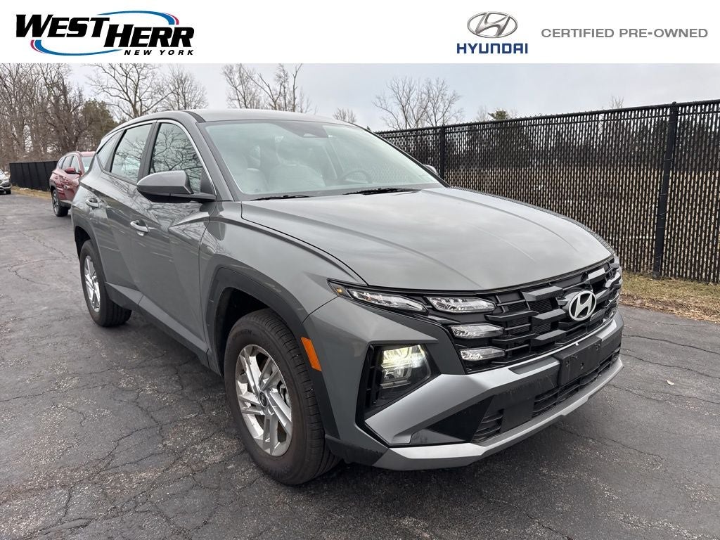 2026 Hyundai TUCSON SE