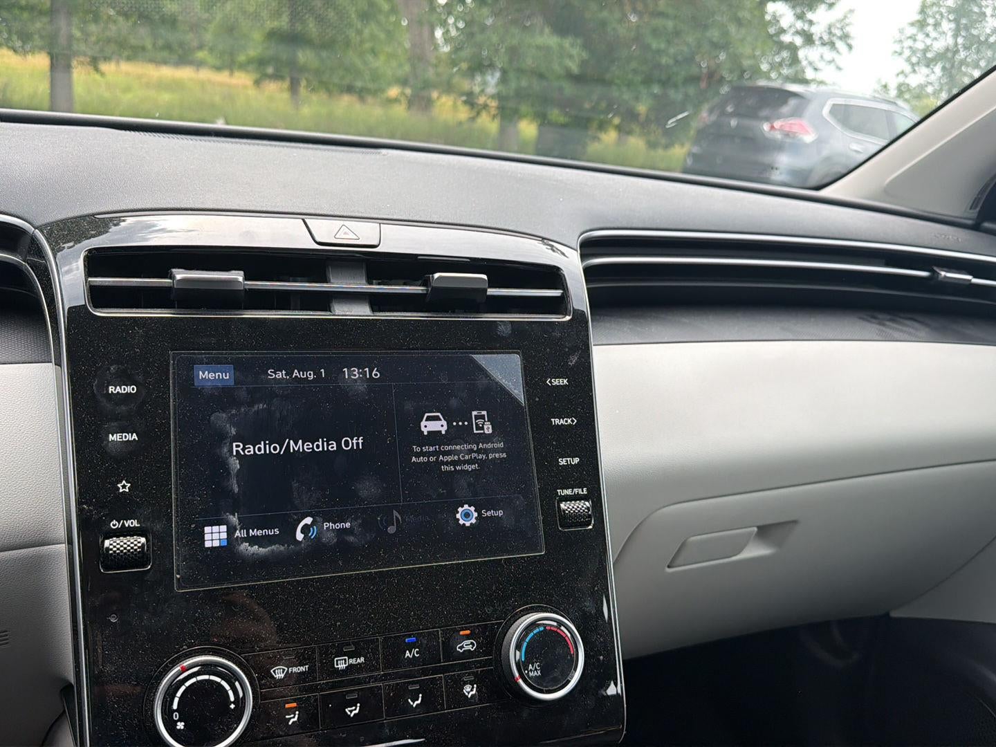 2024 Hyundai TUCSON SE