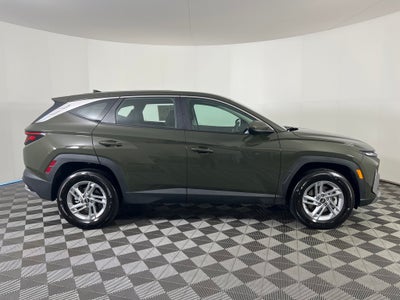 2025 Hyundai TUCSON SE