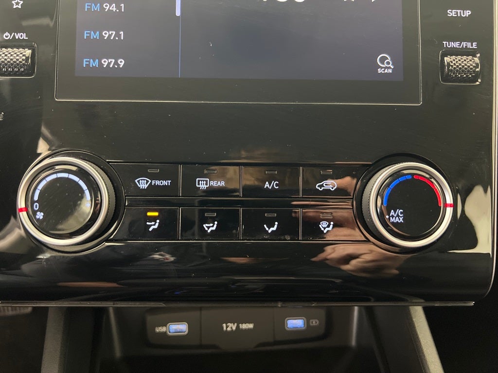 2024 Hyundai TUCSON SE