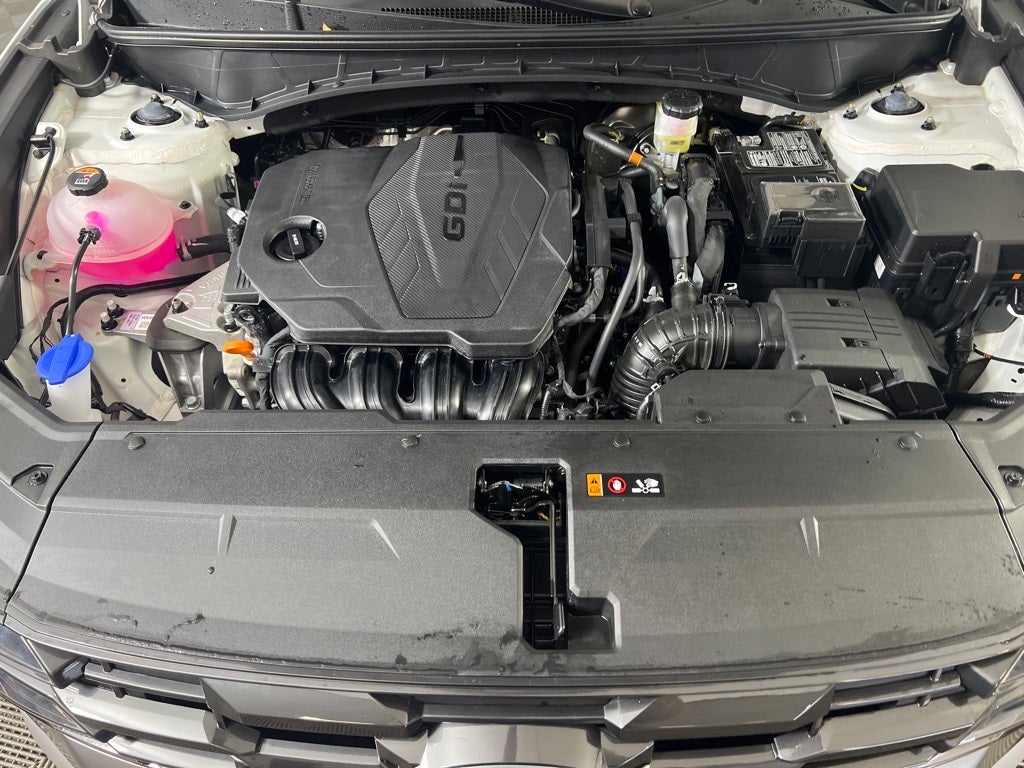 2025 Hyundai TUCSON SE