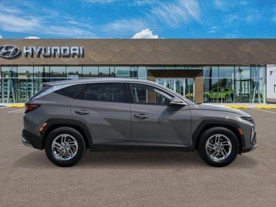 2026 Hyundai TUCSON SE AWD