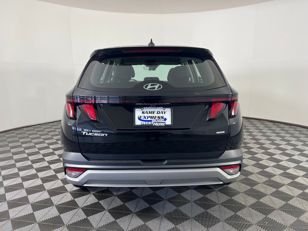 2025 Hyundai TUCSON SE