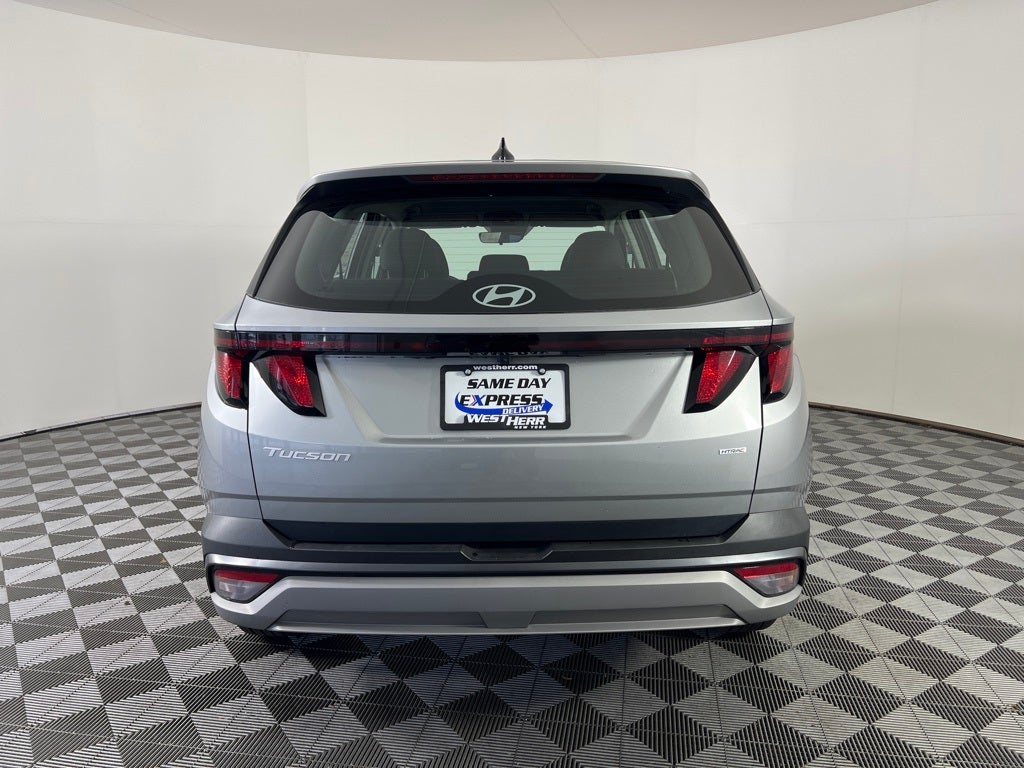 2025 Hyundai TUCSON SE