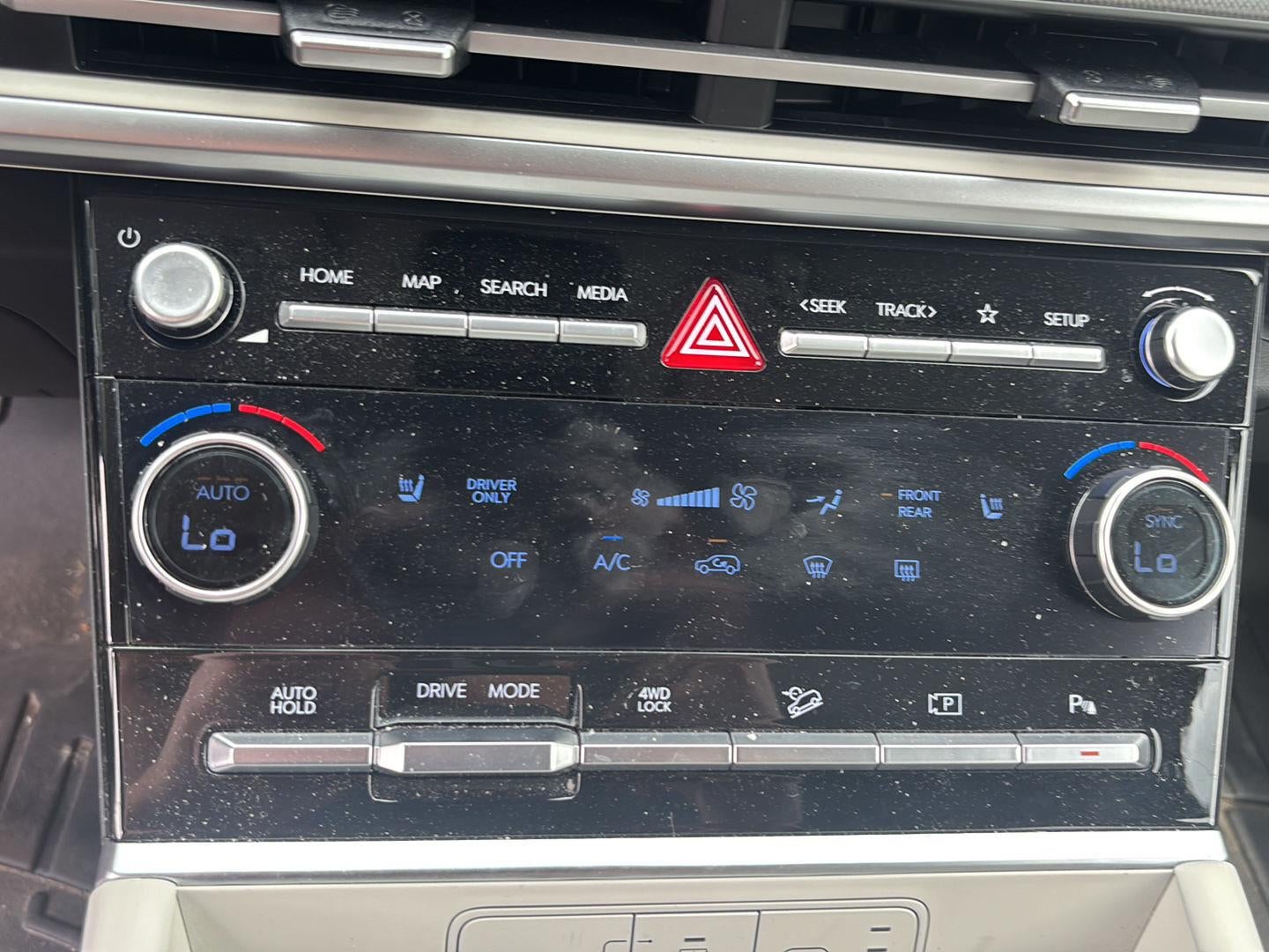2024 Hyundai SANTA FE HYBRID SEL