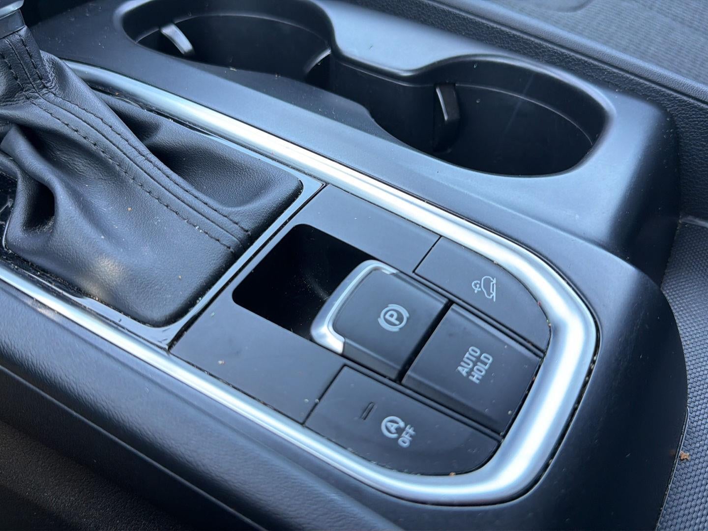 2020 Hyundai SANTA FE SE