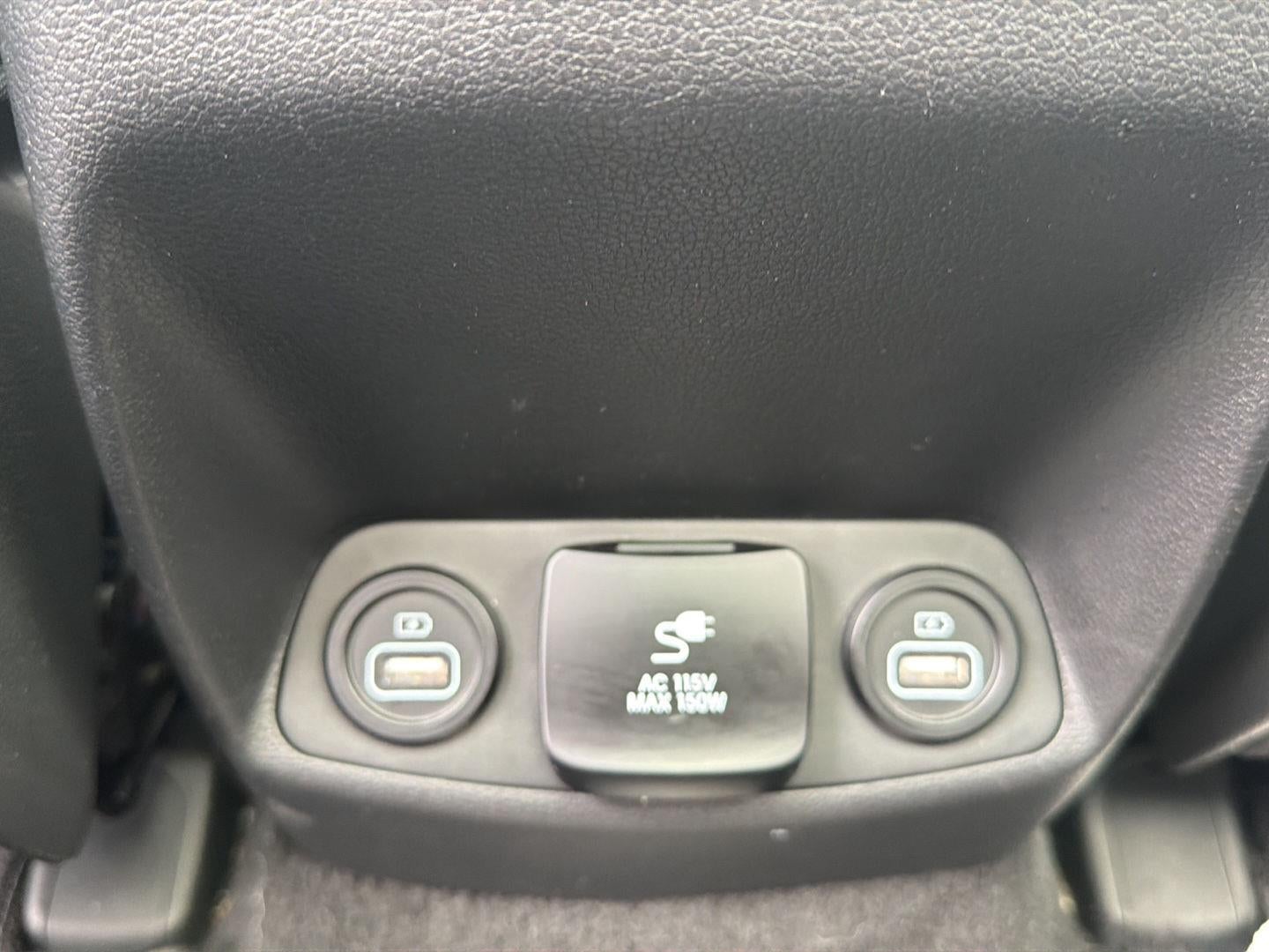2023 Hyundai SANTA FE HYBRID Limited