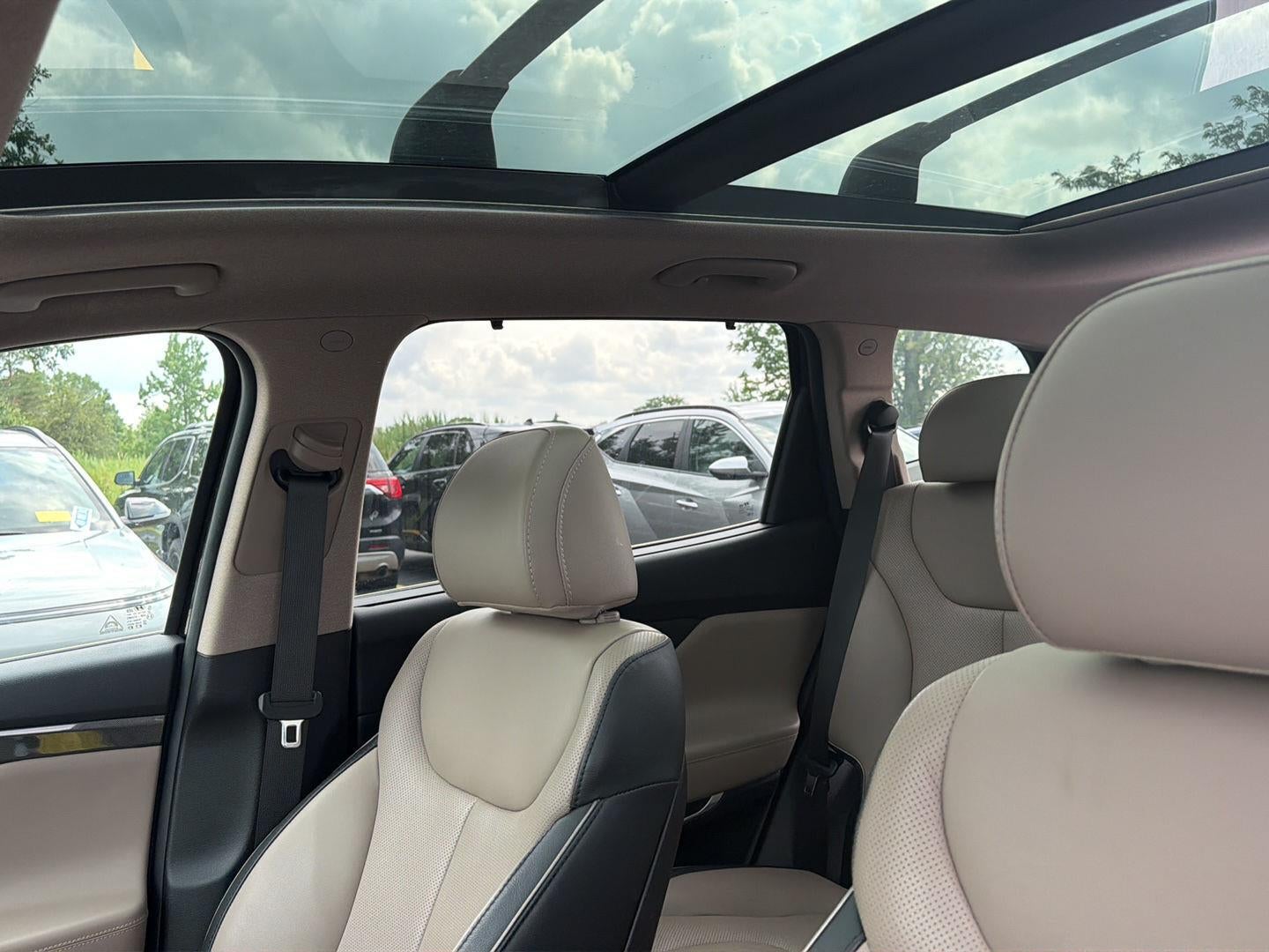 2023 Hyundai SANTA FE HYBRID Limited