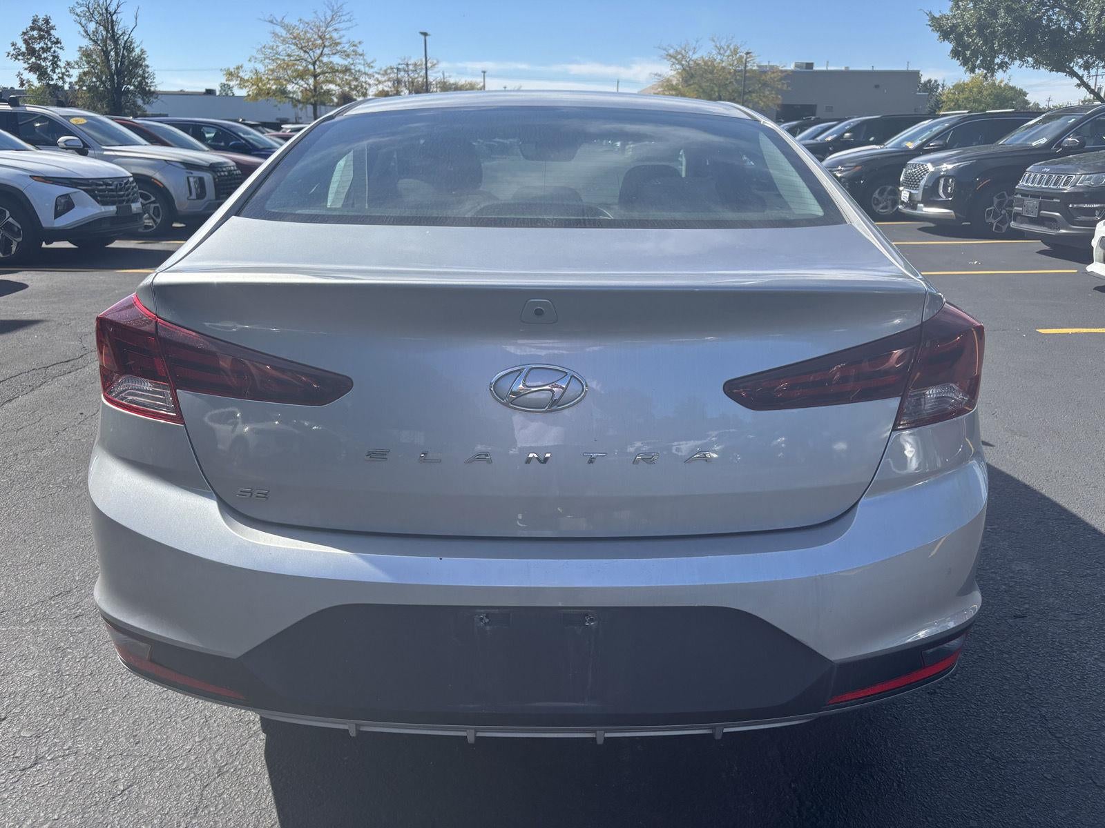 2020 Hyundai ELANTRA SE