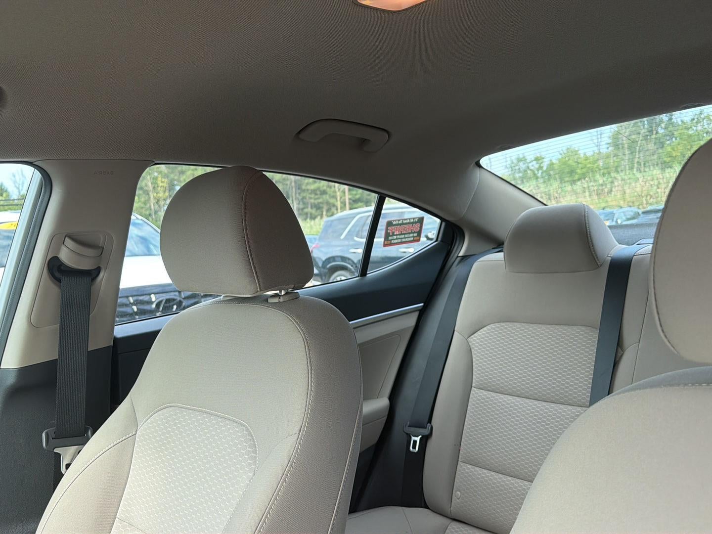 2020 Hyundai ELANTRA SE