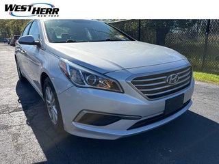 2017 Hyundai SONATA SE