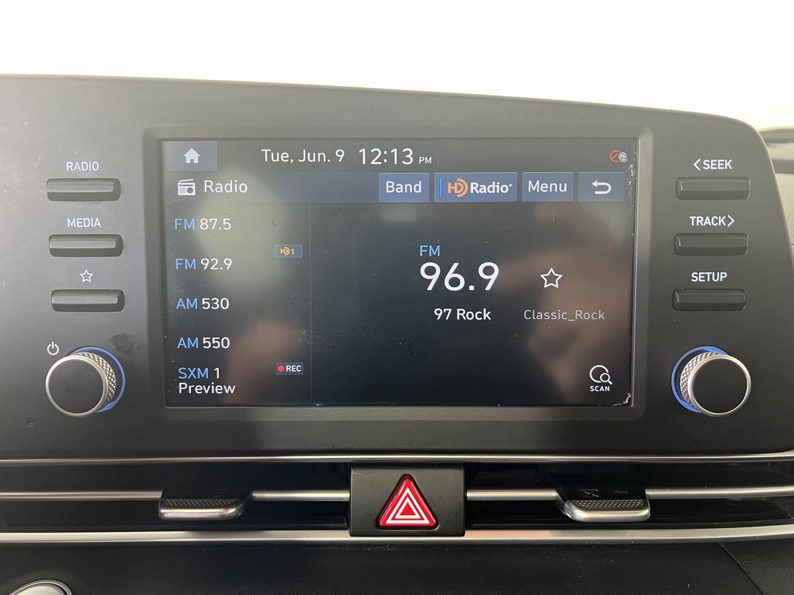 2021 Hyundai ELANTRA SEL