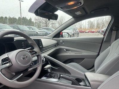 2023 Hyundai ELANTRA SEL