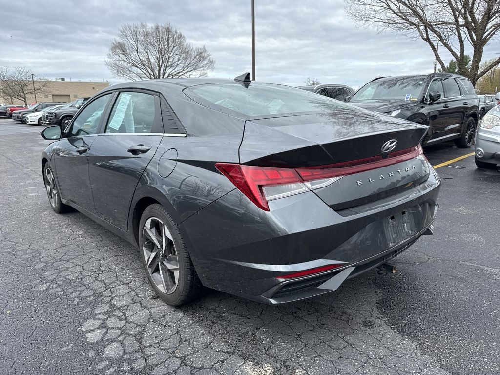 2021 Hyundai ELANTRA SEL