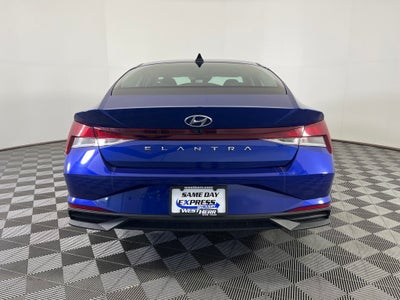 2022 Hyundai ELANTRA SEL