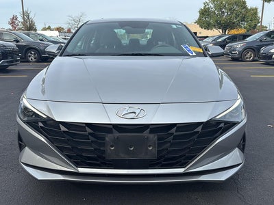 2022 Hyundai ELANTRA SEL