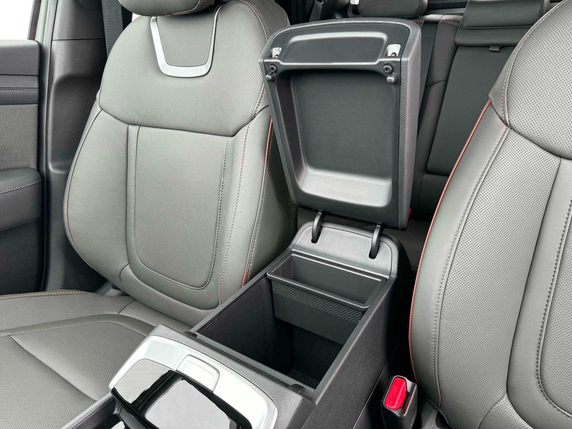 2025 Hyundai Santa Cruz Limited - Photo 37