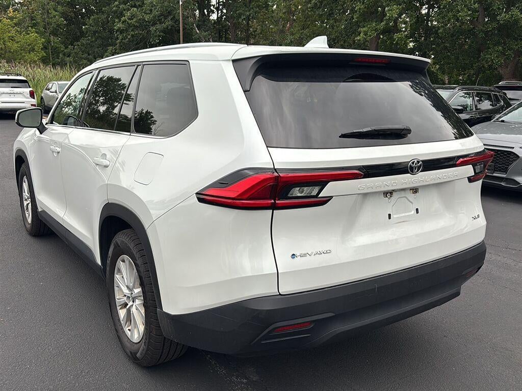 2024 Toyota Grand Highlander Hybrid XLE