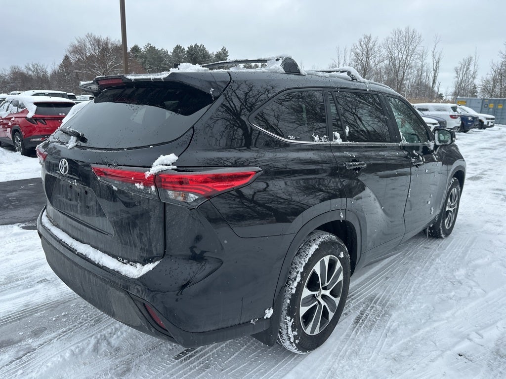 2023 Toyota Highlander L