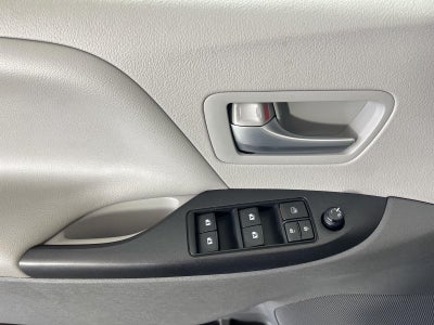 2019 Toyota Sienna LE 8-Passenger