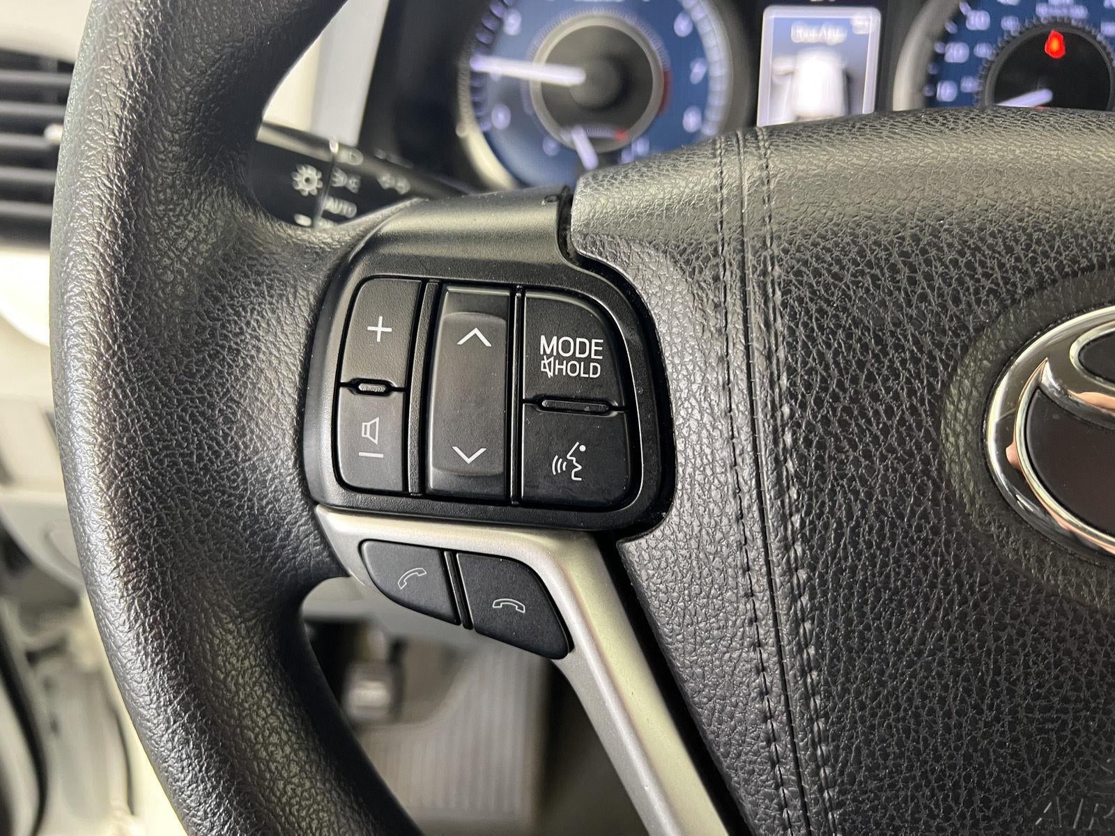 2019 Toyota Sienna LE 8-Passenger