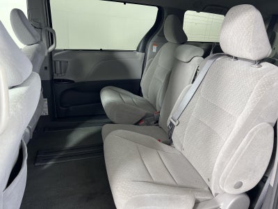 2019 Toyota Sienna LE 8-Passenger