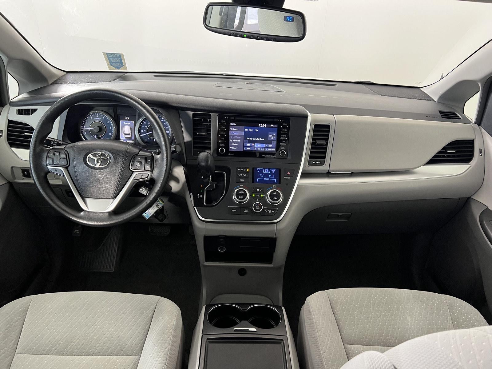 2019 Toyota Sienna LE 8-Passenger