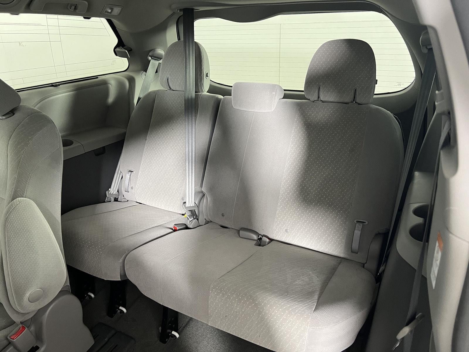2019 Toyota Sienna LE 8-Passenger