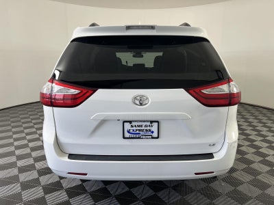 2019 Toyota Sienna LE 8-Passenger