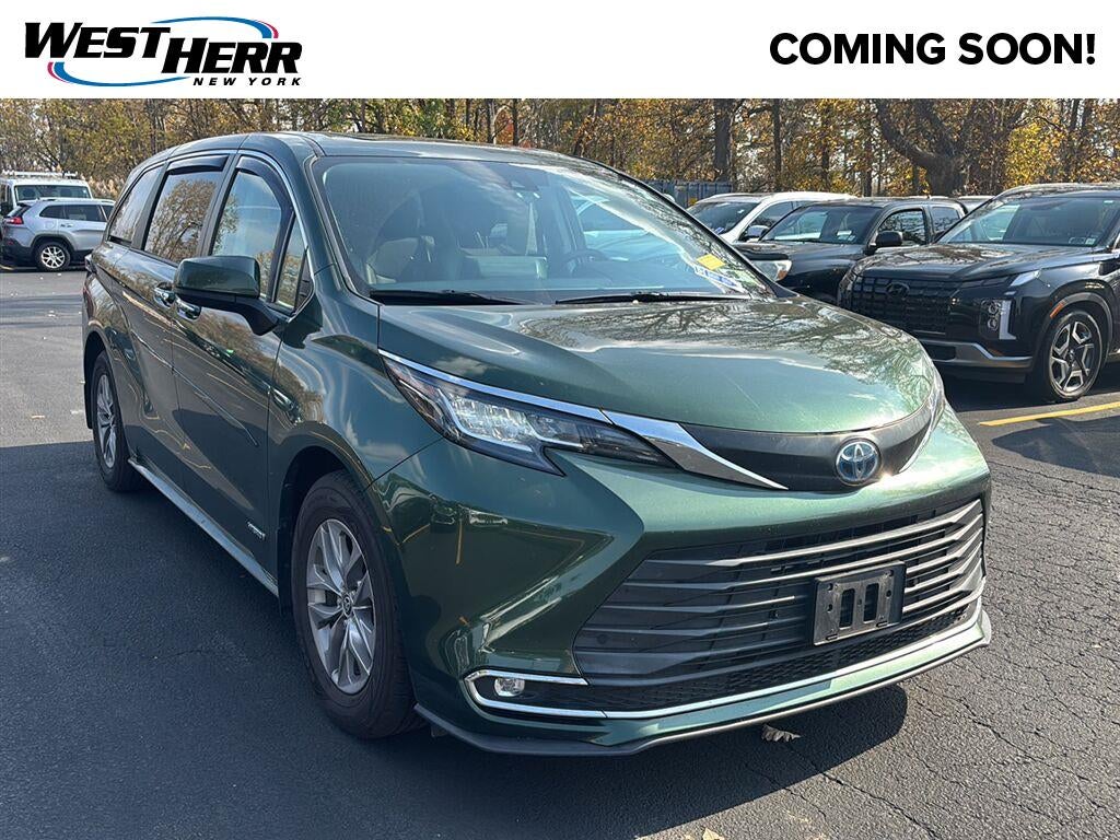 2021 Toyota Sienna XLE 7-Passenger