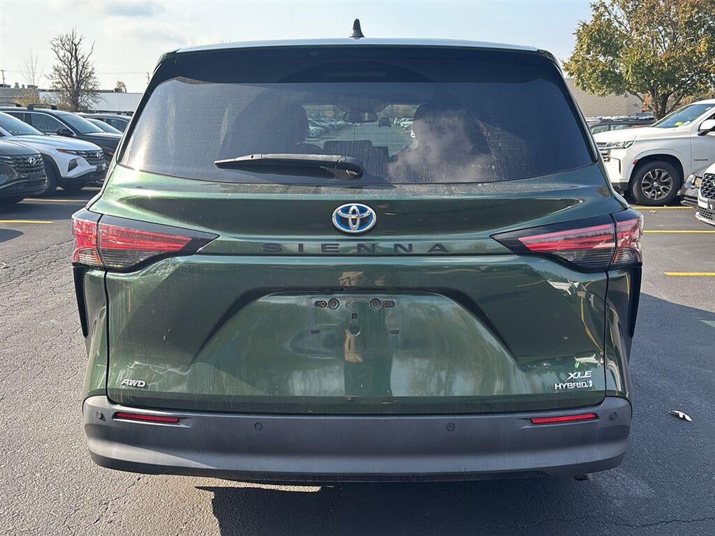 2021 Toyota Sienna XLE 7-Passenger
