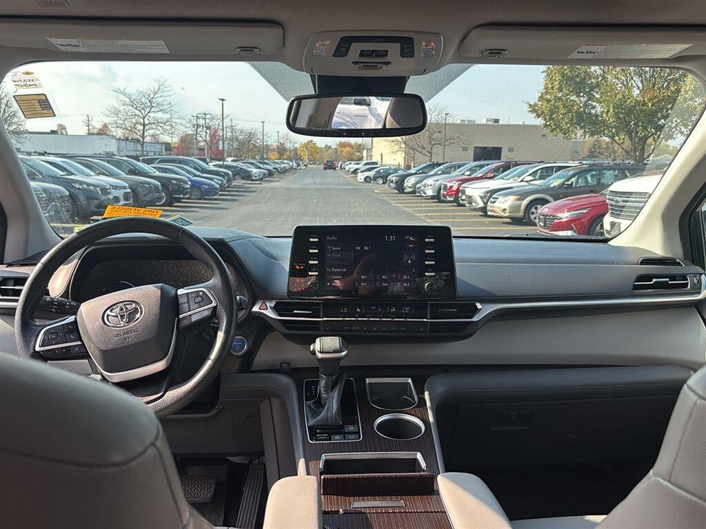 2021 Toyota Sienna XLE 7-Passenger