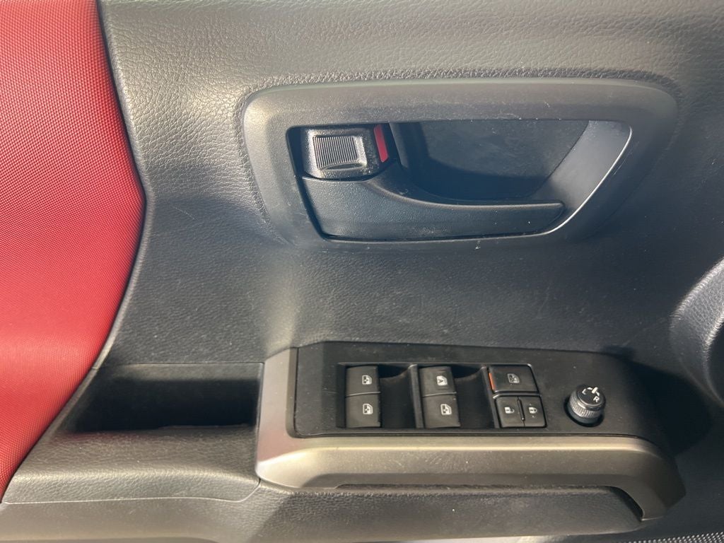 2019 Toyota Tacoma SR5 V6