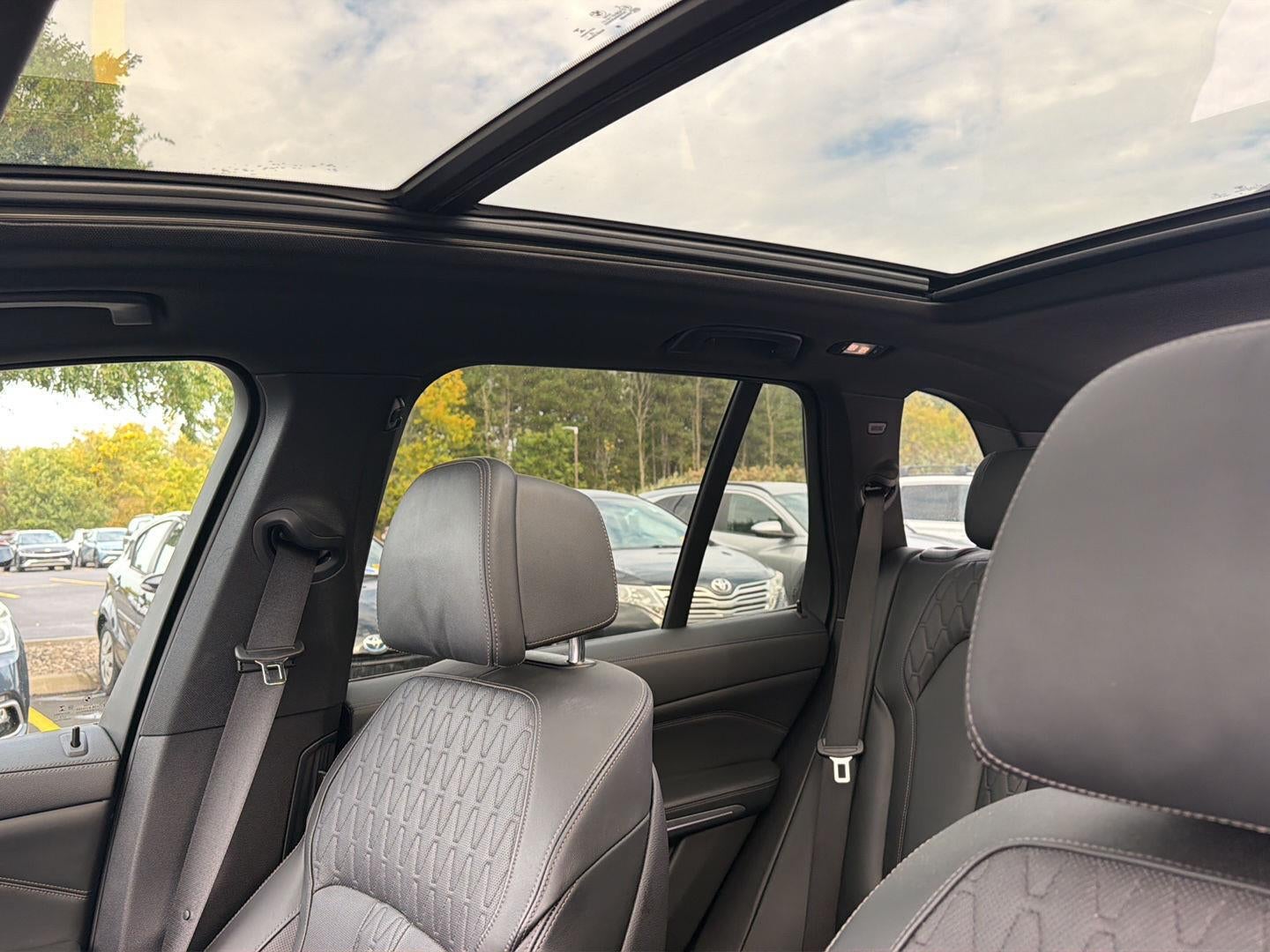 2023 BMW X5 M50i