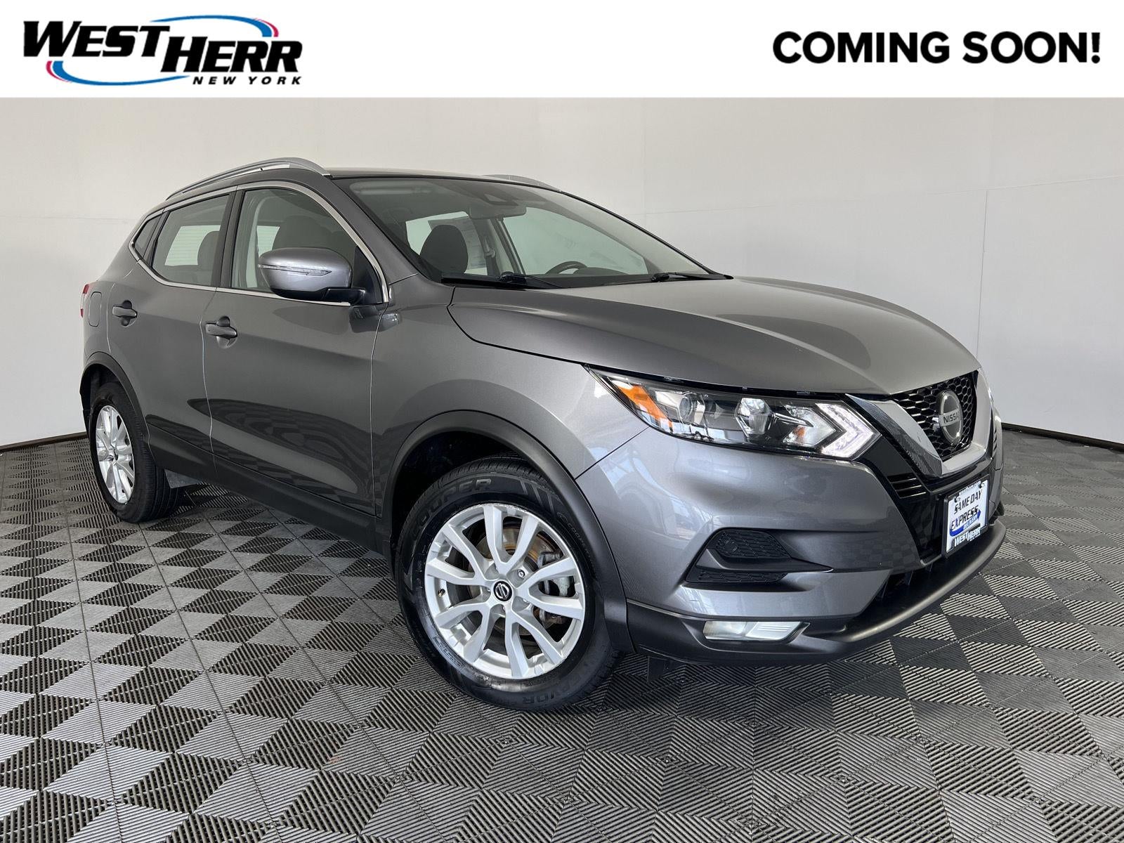 2022 Nissan Rogue Sport SV