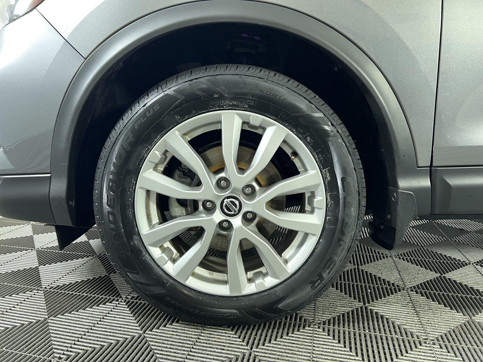 2022 Nissan Rogue Sport SV