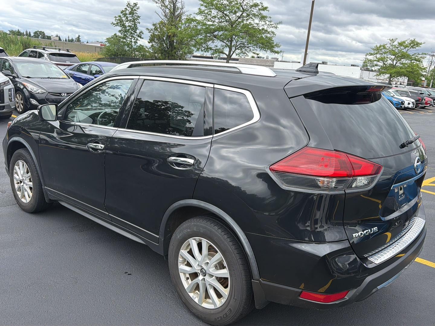 2018 Nissan Rogue SV