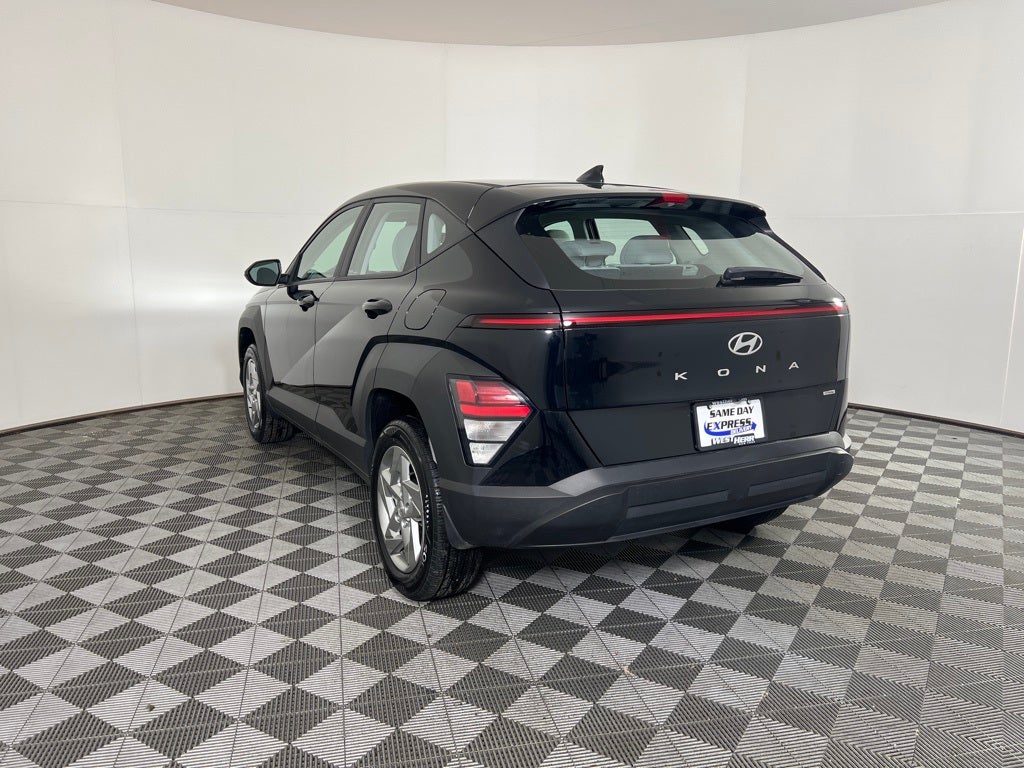 2024 Hyundai KONA SE