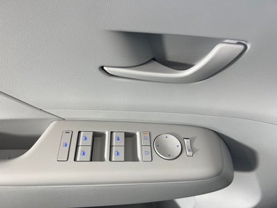 2024 Hyundai KONA SE