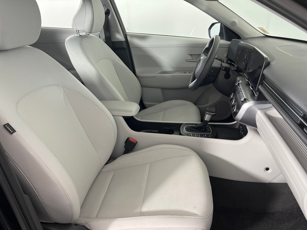 2024 Hyundai KONA SE