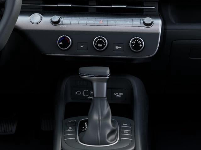 2027 Hyundai KONA SE