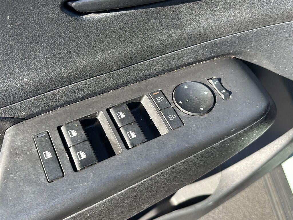 2024 Hyundai KONA Base