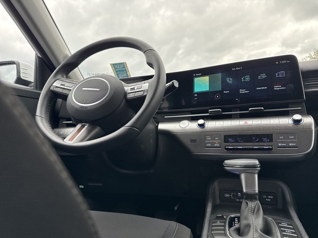 2025 Hyundai KONA SEL