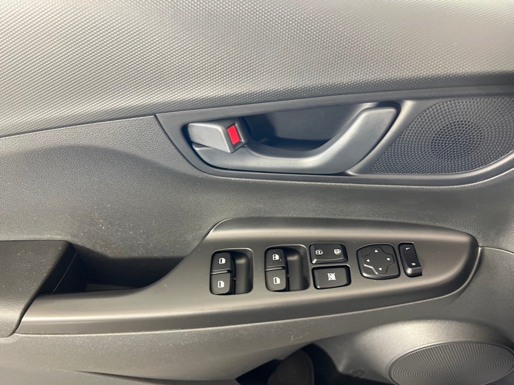 2023 Hyundai KONA SE