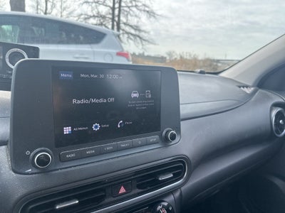 2023 Hyundai KONA SE