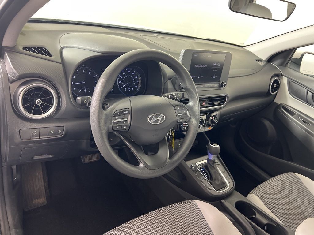 2023 Hyundai KONA SE